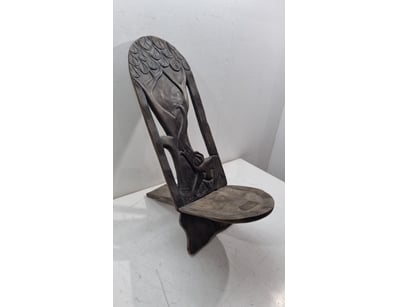 AFRICAN CARVED WOODEN CHAIR WITH ZOOMORPHIC BACK
...