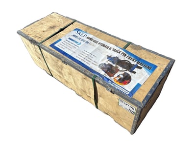 UNRESERVED Factory Direct - Excavators, Roller &... - Lot 20