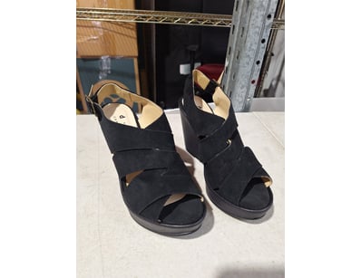 D.CO Copenhagen Heels, Size 37, Black Finish


