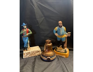VINTAGE WHISKEY CERAMICS COLLECTION - JIM BEAM COW...