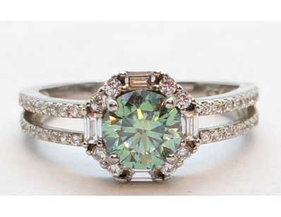 GREEN ROUND BRILLIANT CUT HALO SILVER DIAMOND RING...