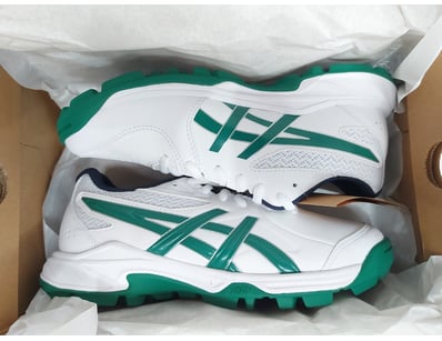ASICS Gel-Peake 3 GS kids' athletic shoes in white...