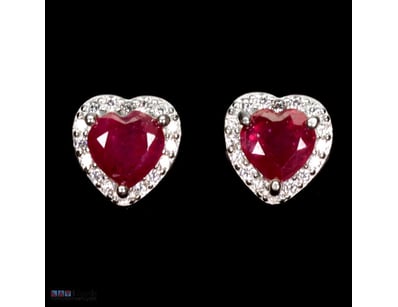 NATURAL BLOOD RED RUBY HEART STUD EARRINGS.      
...
