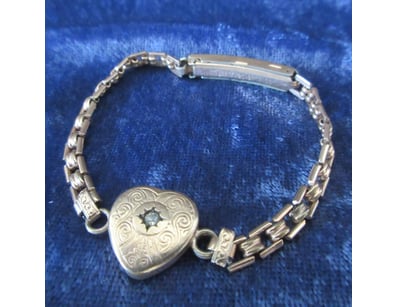 Vintage Estate Jewellery & Collectables (A992) - Lot 25