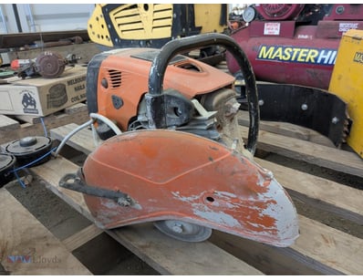 STIHL 14' Concrete Saw 

Make: STIHL
Model: TS700
...
