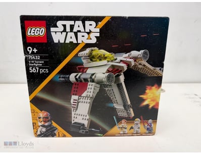 LEGO STAR WARS 75432 V-19 TORRENT STARFIGHTER SET
...