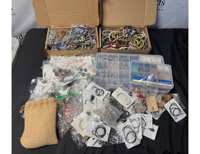 COLLECTION OF CRYSTAL JEWELLERY AND MINERALS

In...