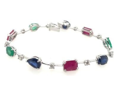 Prestige Jewellery (A978) - Lot 5701
