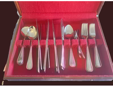 Antiques, Vintage & Interior Treasures (A1006) - Lot 1031