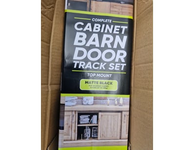 Top Mount Cabinet Barn Door Track Set. 910mm

12...