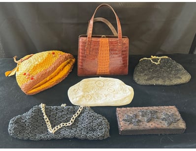 Antiques, Vintage & Interior Treasures (A1006) - Lot 100309