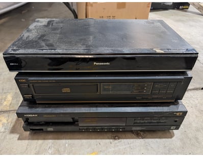 Media Player Lot with Various Models Including Kod...