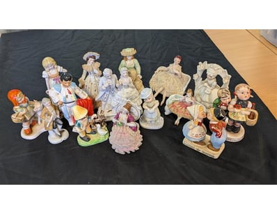 The Curio Collection (A1000) - Lot 1805