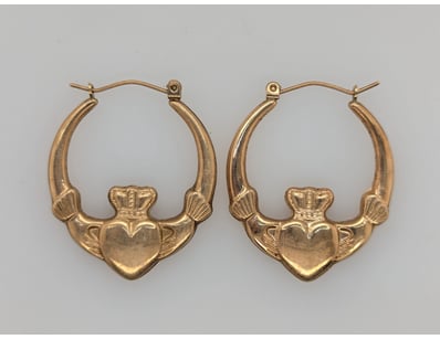 9CT YELLOW GOLD CLADDAGH EARRINGS


583010+68
...