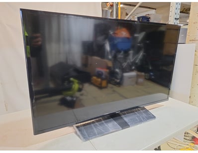 Samsung HG43AE570SW 43-inch hospitality-grade LED ...