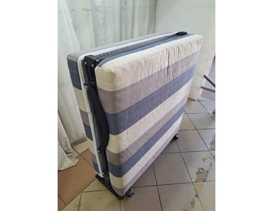 House & Homewares (A999) - Lot 1576