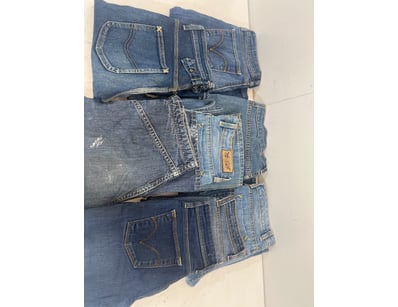 Entire Vintage Clothing Store Liquidation (ON11821) - Lot 44