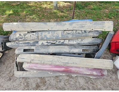 Assorted car parts

Sold as lot

Onsite

Locatio...