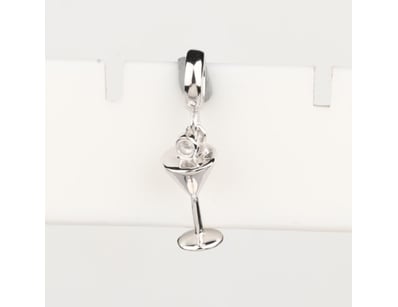 The Sterling Collection - Pendants, Rings, Brac... - Lot 294