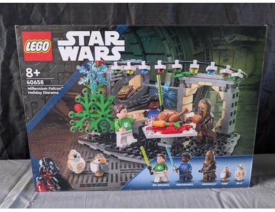 **UNRESERVED** LIFETIME COLLECTION OF LEGO PART... - Lot 161