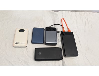 UNRESERVED Airport - Lost Property (A980) - Lot 487