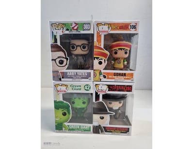 FUNKO POP VINYL FIGURE COLLECTION - FOUR BOXED FIG...