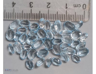 30 CARATS BLUE TOPAZ GEMSTONES      

30 Carats Bl...