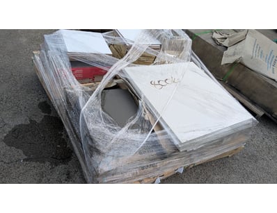 Assorted Porcelain Tiles, Various Colours and Vari...