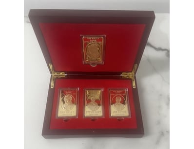 The Curio Collection (A983) - Lot 1024