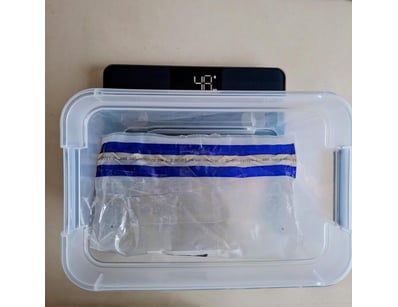 Banknotes & Coins (A985) - Lot 4000