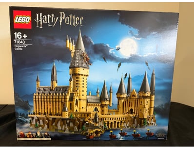 **UNRESERVED** LIFETIME COLLECTION OF LEGO PART... - Lot 502