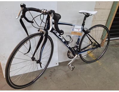 Sport, Leisure & Lifestyle (A976) - Lot 2554