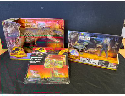 Antiques, Vintage & Interior Treasures  (A1005) - Lot 713