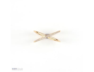 0.10 CT ROUND CRISS-CROSS X RING IN 18KT YELLOW GO...