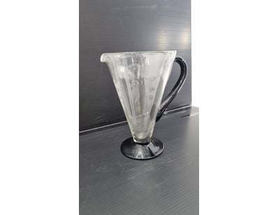 VINTAGE CLEAR GLASS PITCHER WITH BLACK HANDLE AND ...