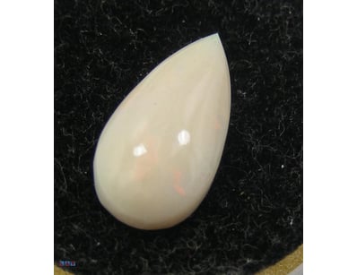 3CT SOUTH AUSTRALIAN WHITE OPAL        

Condition...