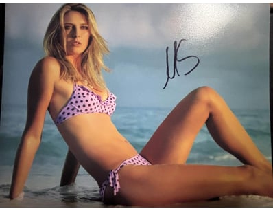 Mancave & Memorabilia (A986) - Lot 4007