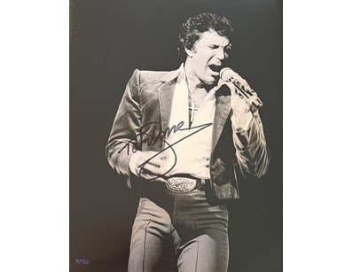 TOM JONES SIGNED CONCERT PHOTO 

Tom Jones Persona...