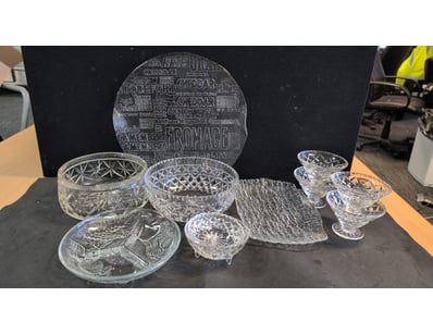 Curios & Collectables (A970) - Lot 2001