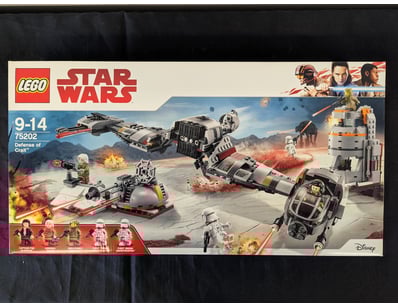 **UNRESERVED** COOKIE'S LIFETIME COLLECTION OF ... - Lot 605