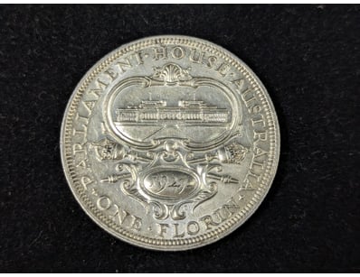 1927 AUSTRALIAN 8 PEARL PARLIAMENT HOUSE FLORIN
...