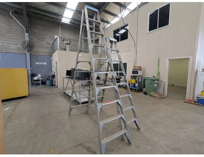 Printing Factory + Vehicles Sale (ON12003) - Lot 44