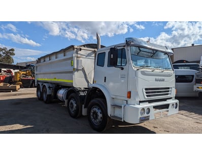 Civil, Transport & Machinery - Queensland, New... - Lot 1000