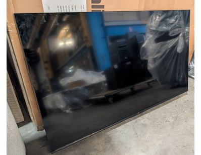 Falcon 50/60Hz TV, Model: FF55U63

Note: No TV Fee...