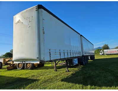 Earthmoving & Machinery Yard Clearance - Lot 9