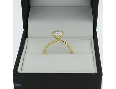4.77 CARATS 18K YELLOW GOLD DIAMOND SOLITAIRE RING...