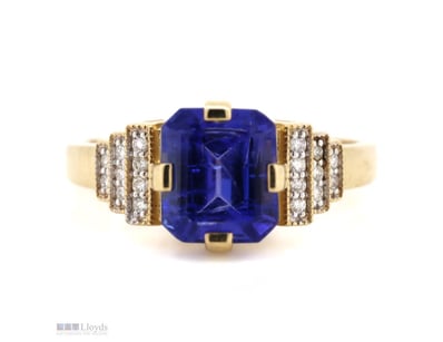 14K YELLOW GOLD, TANZANITE AND DIAMOND, DRESS RING...
