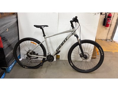 Police Seized Property & Jewellery (A1006) - Lot 50