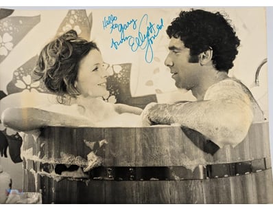 SIGNED ELLIOT GOULD PHOTOGRAPH WITH CERTIFICATE OF...