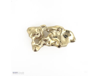 9K YELLOW GOLD, HANDMADE NUGGET PENDANT.      

5....